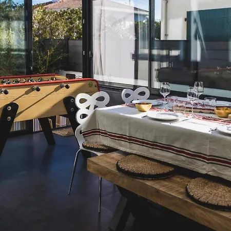 Villa Bakea Keyweek - 7 Bedrooms Heated Pool And Garden Anglet Anglet