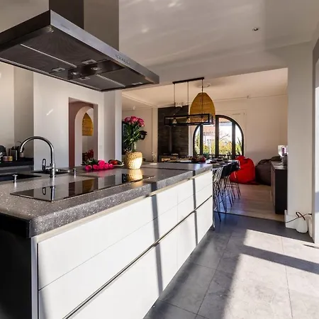 Villa Villa Bakea Keyweek - 7 Bedrooms Heated Pool And Garden Anglet