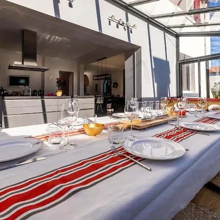Villa Villa Bakea Keyweek - 7 Bedrooms Heated Pool And Garden Anglet *